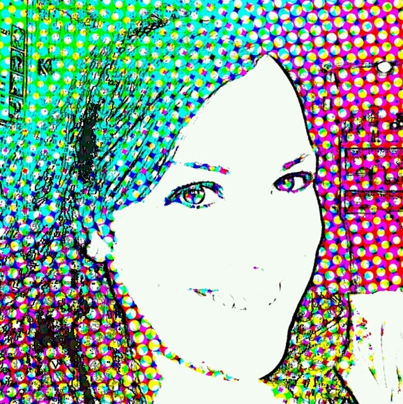 Meet your Posher, Michelle - Picture 2 of 3